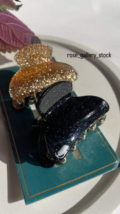 خرید کلیپس مو اکلیلی اگر به دنبال خرید کلیپس مو فانتزی یا کلیپس مو مقاوم و زیبا هستید، این مدل انتخابی ایدهآل برای شما خواهد بود.