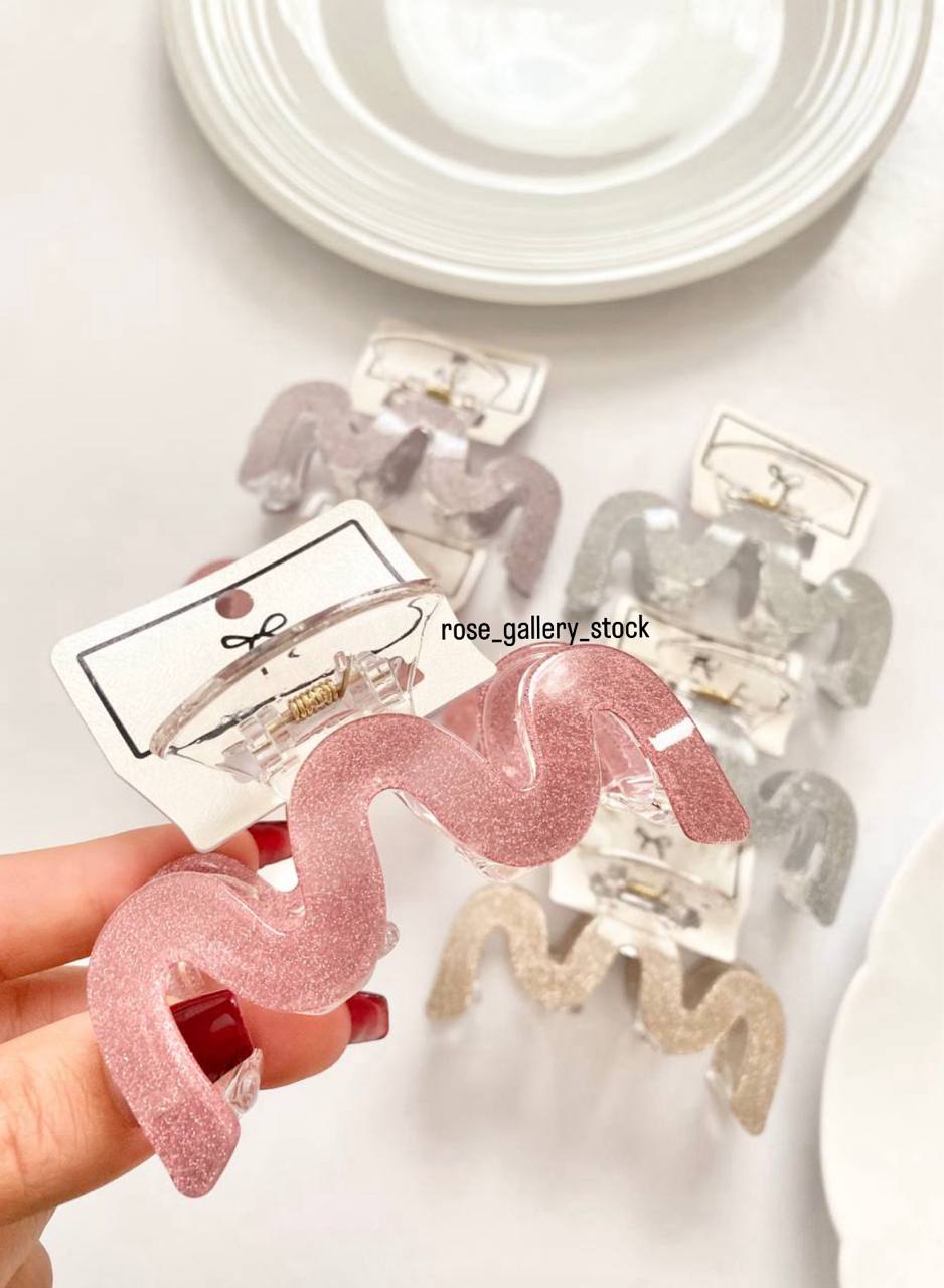 تصویر کلیپس موجی براق – طرح خاص و مدرن 